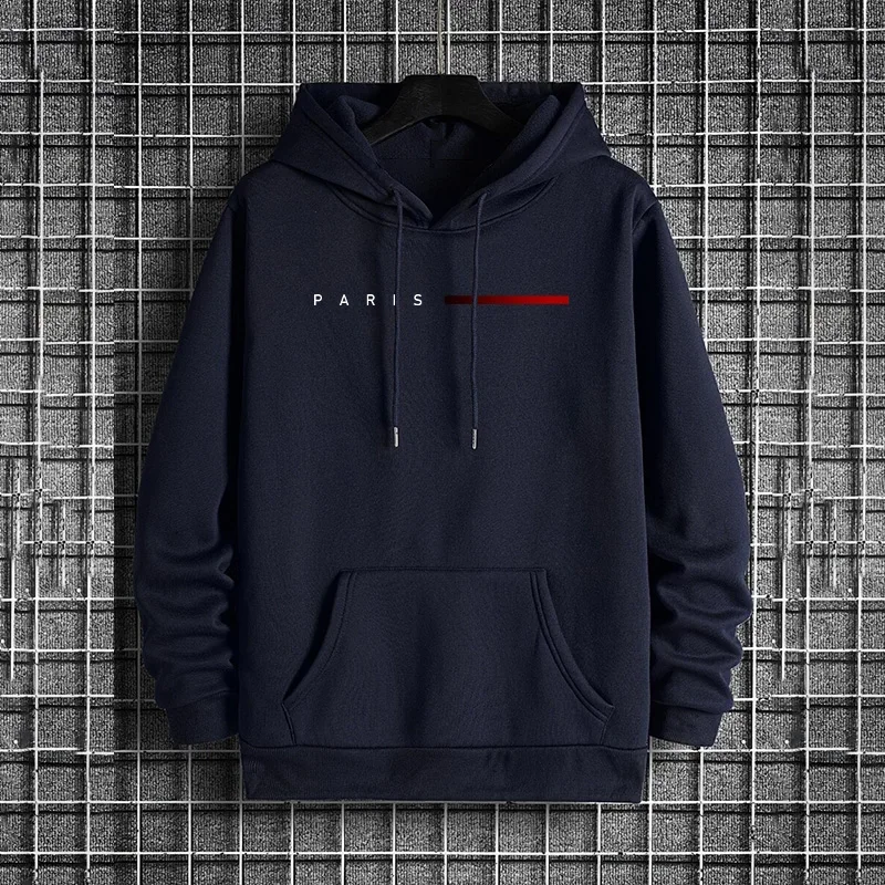 Street Fashion Paris 2025 - Trendy herensweater met capuchon 2025, stedelijke